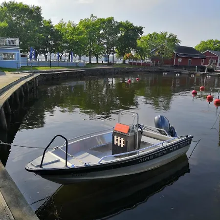 Tammisaaren Kaupunginhotelli 3*