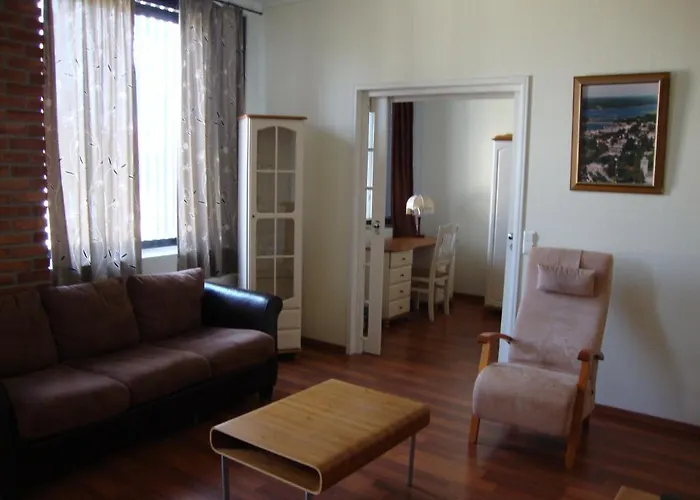 Tammisaaren Kaupunginhotelli ホテル 3*