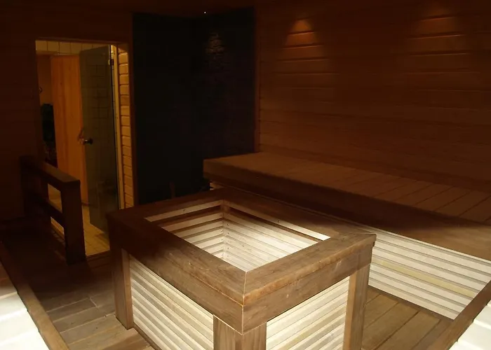 Tammisaaren Kaupunginhotelli ホテル ラーセポリ